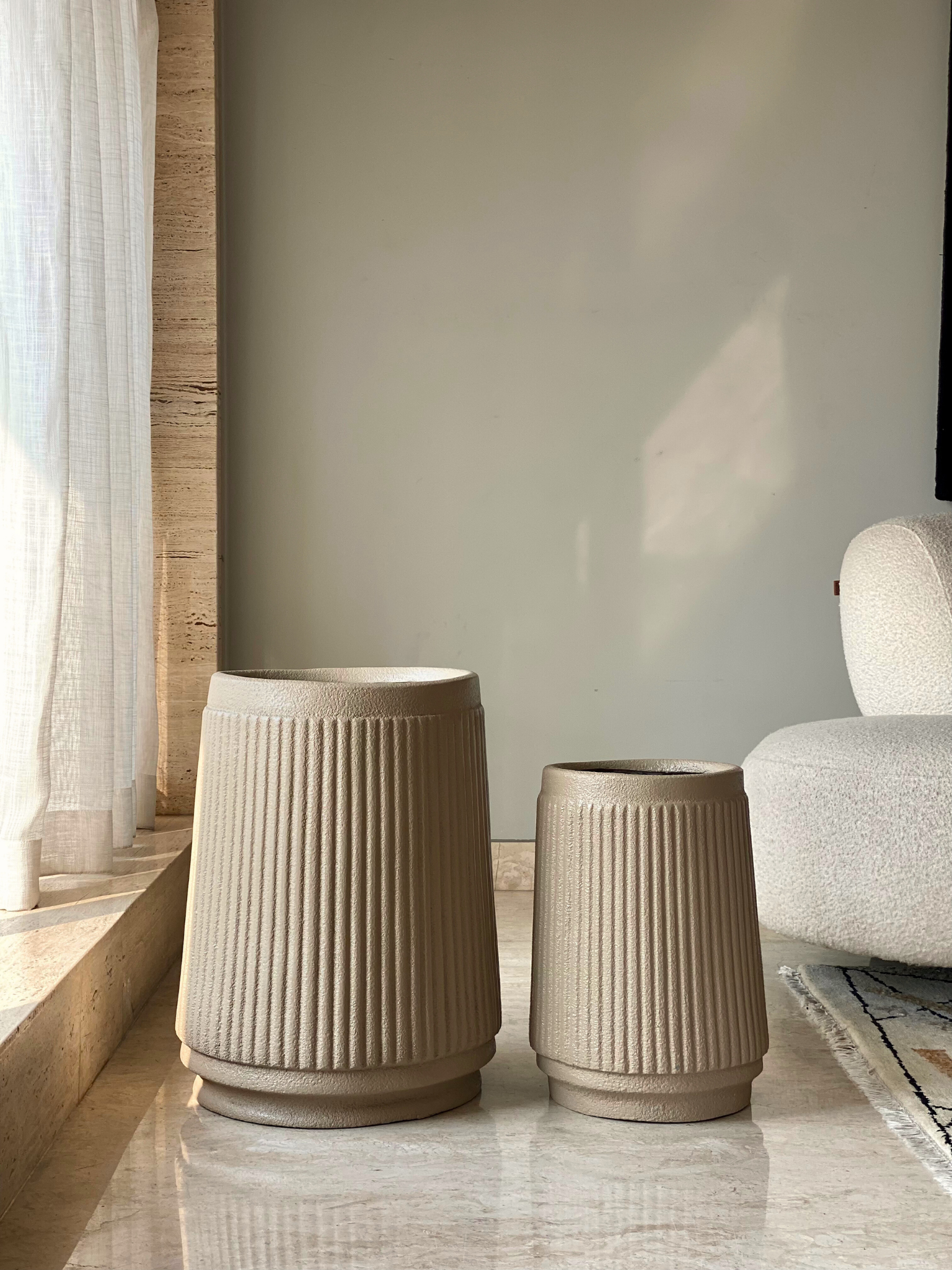 Hanover Beige Planter