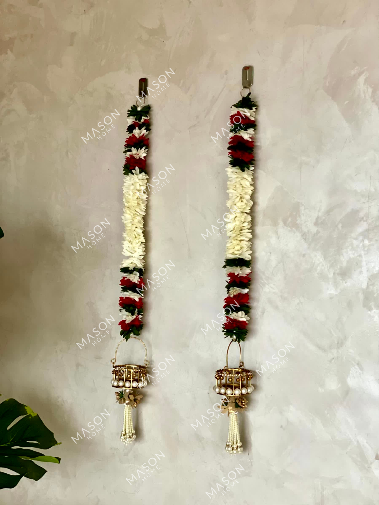 Festive Serene Latkan- Set of 2