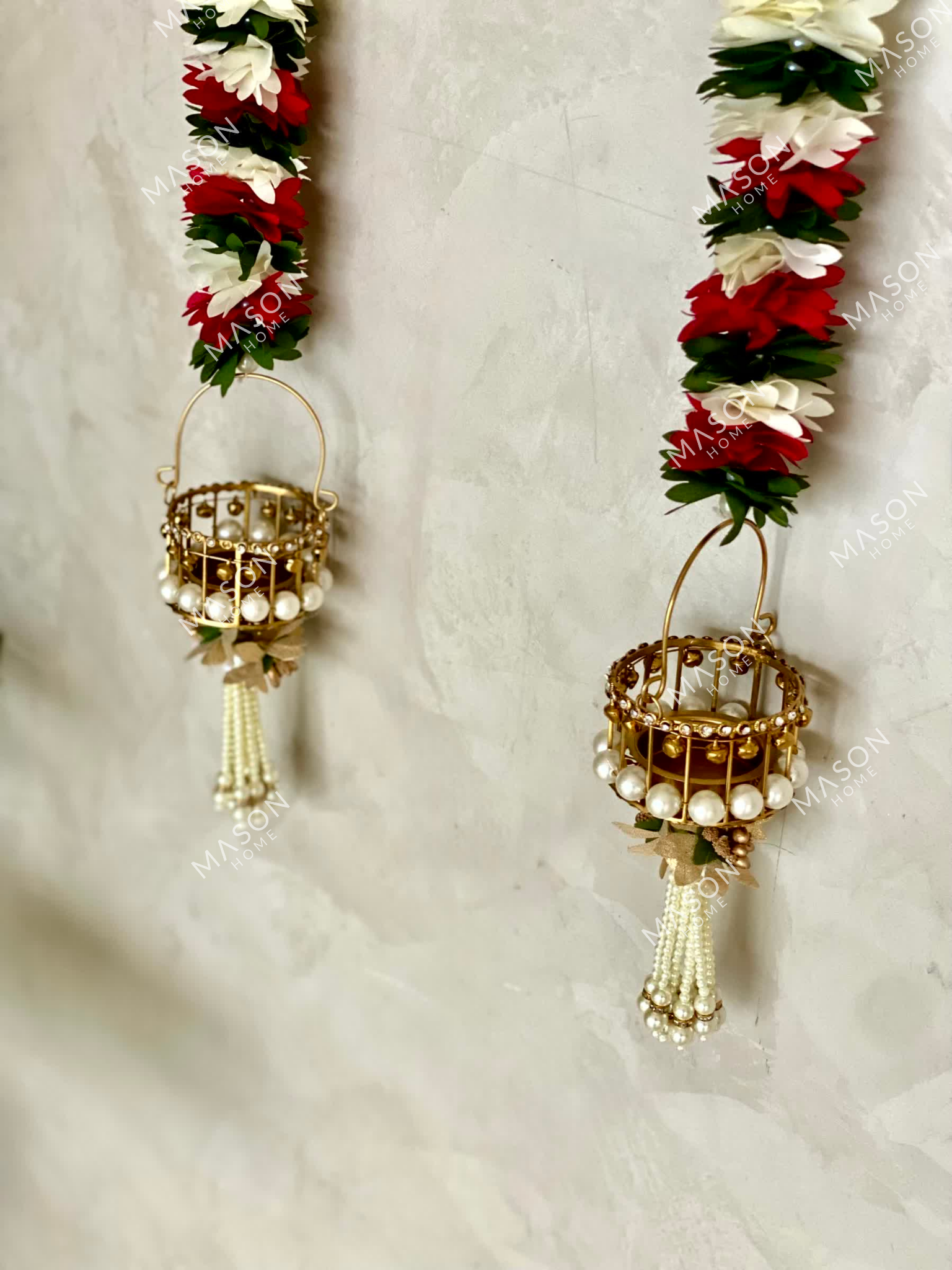 Festive Serene Latkan- Set of 2