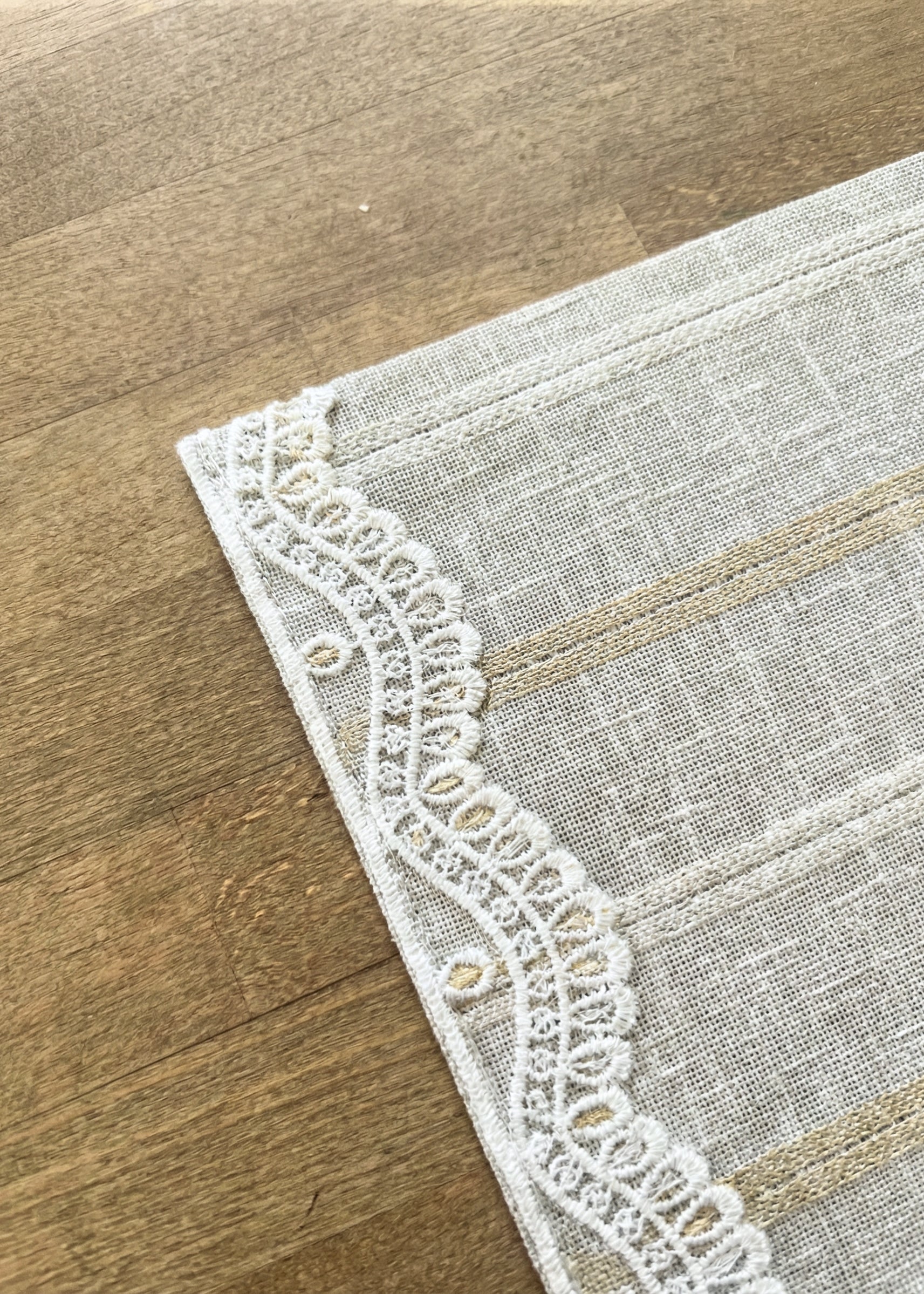 Dune Lace Placemat - Set of 6