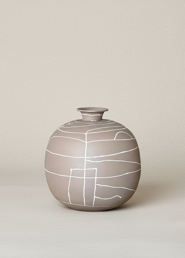 Dune Obsidian Vase - Beige (Small)