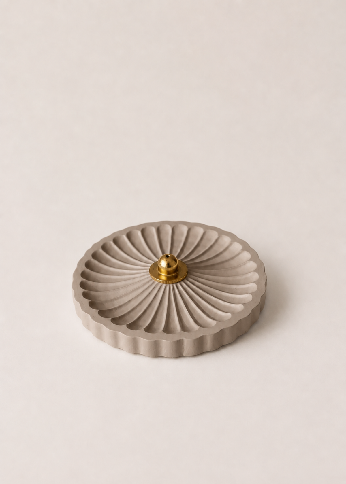 Umber Round Incense Holder - Beige