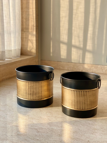 Nova Fluted Planters - Black