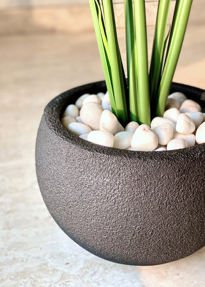 Lithos Black Planters