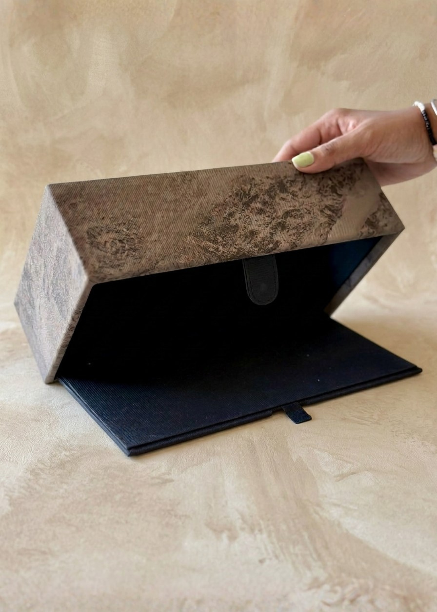 Indo Mocha Tissue Box