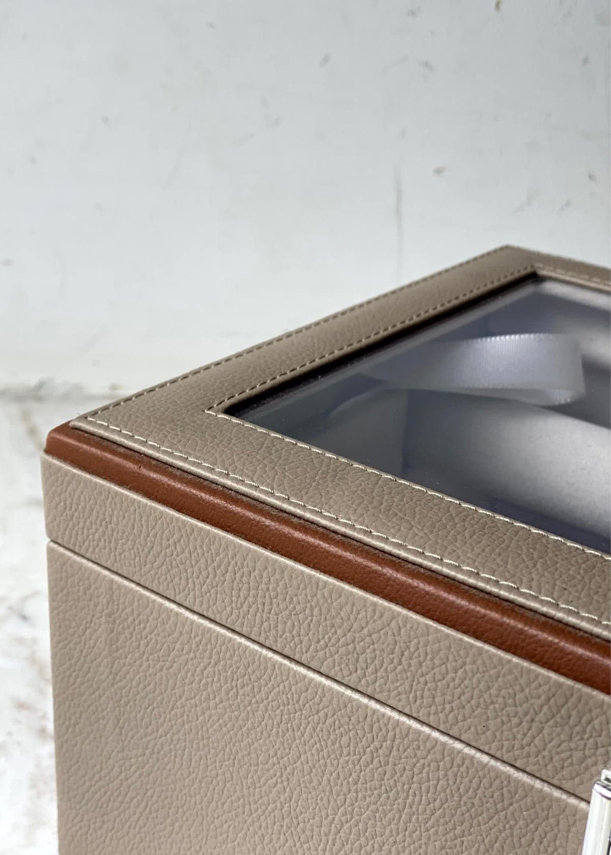Nidus 2-Rod Bangle Storage Box