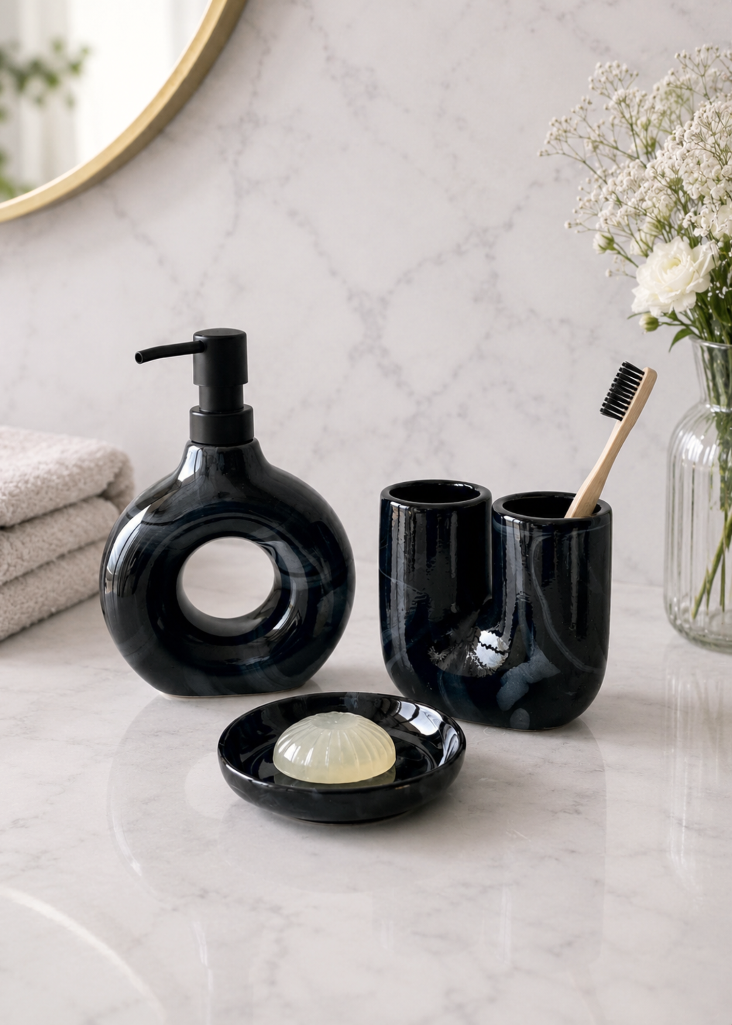 Swirl Bathroom Set – Black (Set of 3)