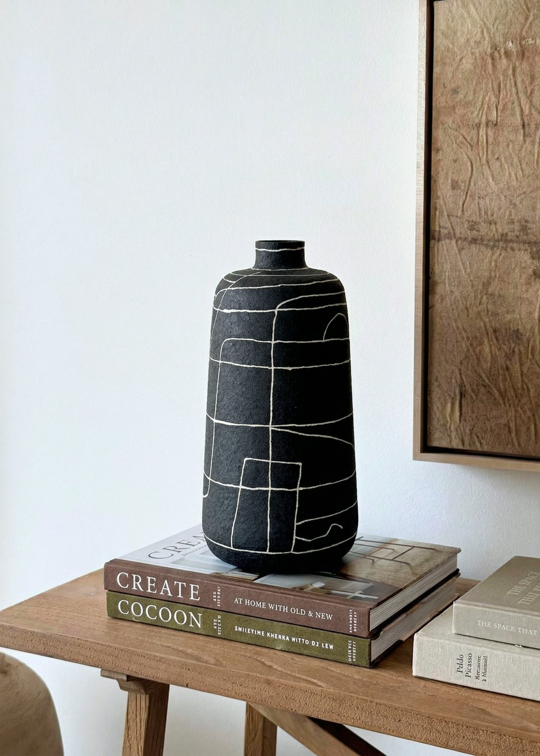 Dune Terra Vase - Black (Small)