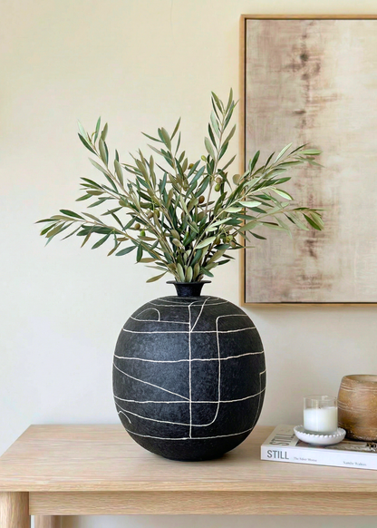 Dune Obsidian Vase - Black (Large)