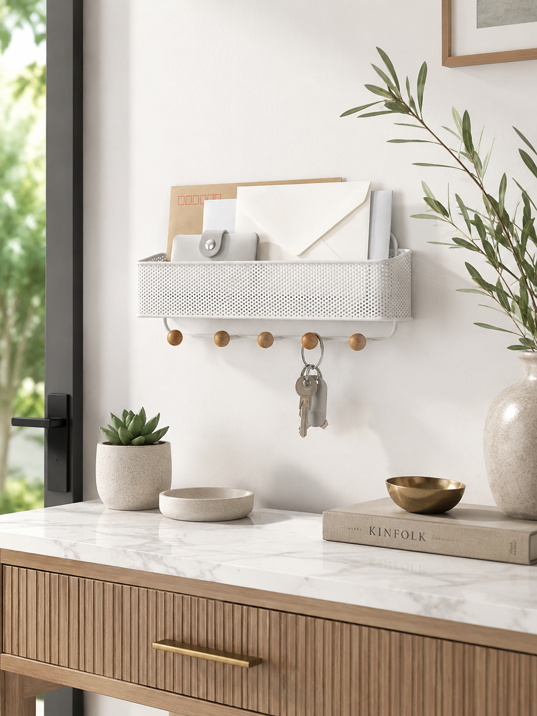 Wall Mounted Rack With Key Holder