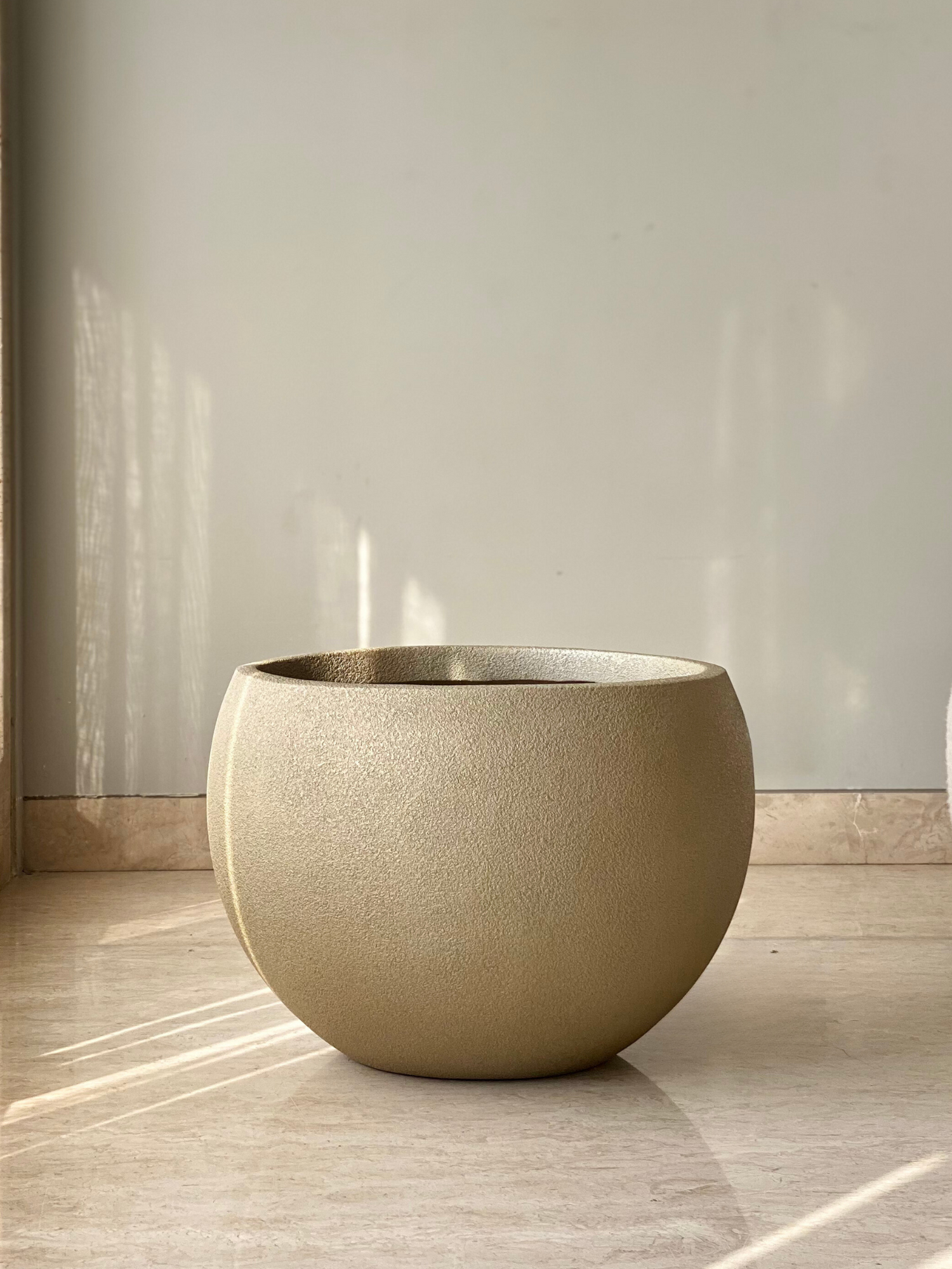 Lithos Tan Khaki Planters