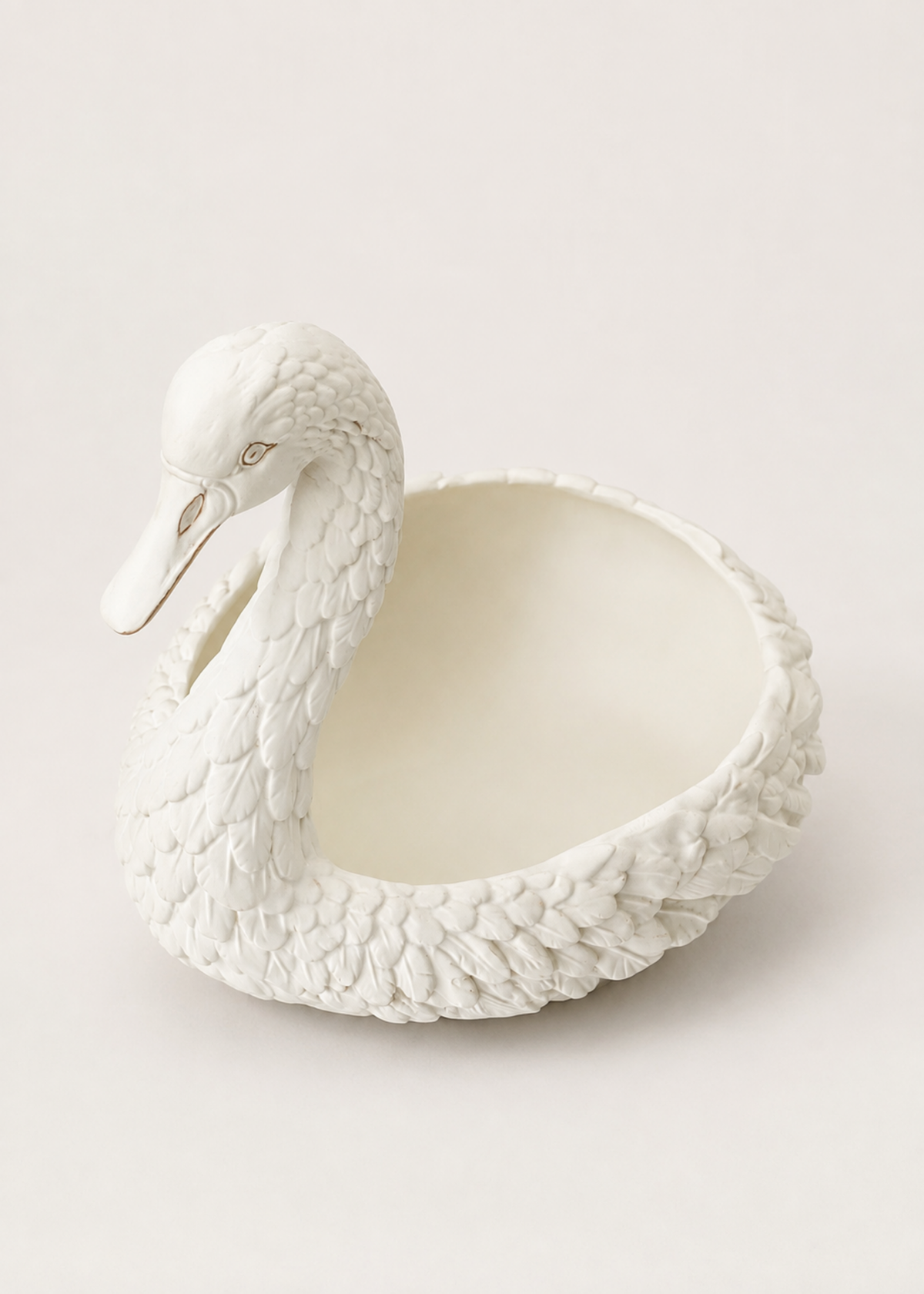 Palace Swan Urli - Medium