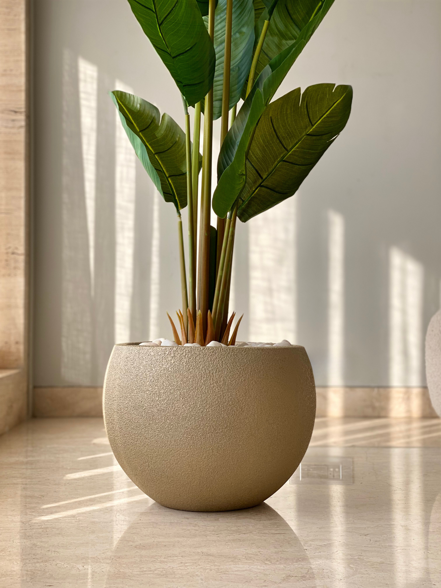 Lithos Tan Khaki Planters