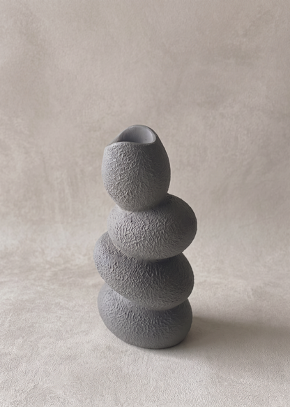 Pebble Vase - Brown