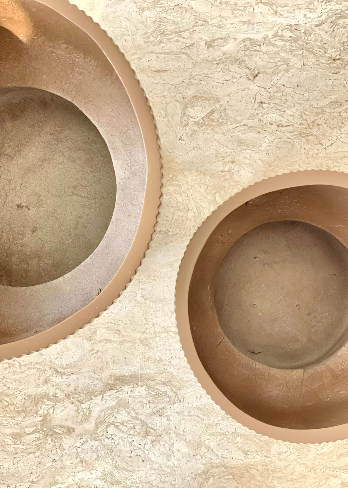 Sora Ripple Planters - Mud Brown