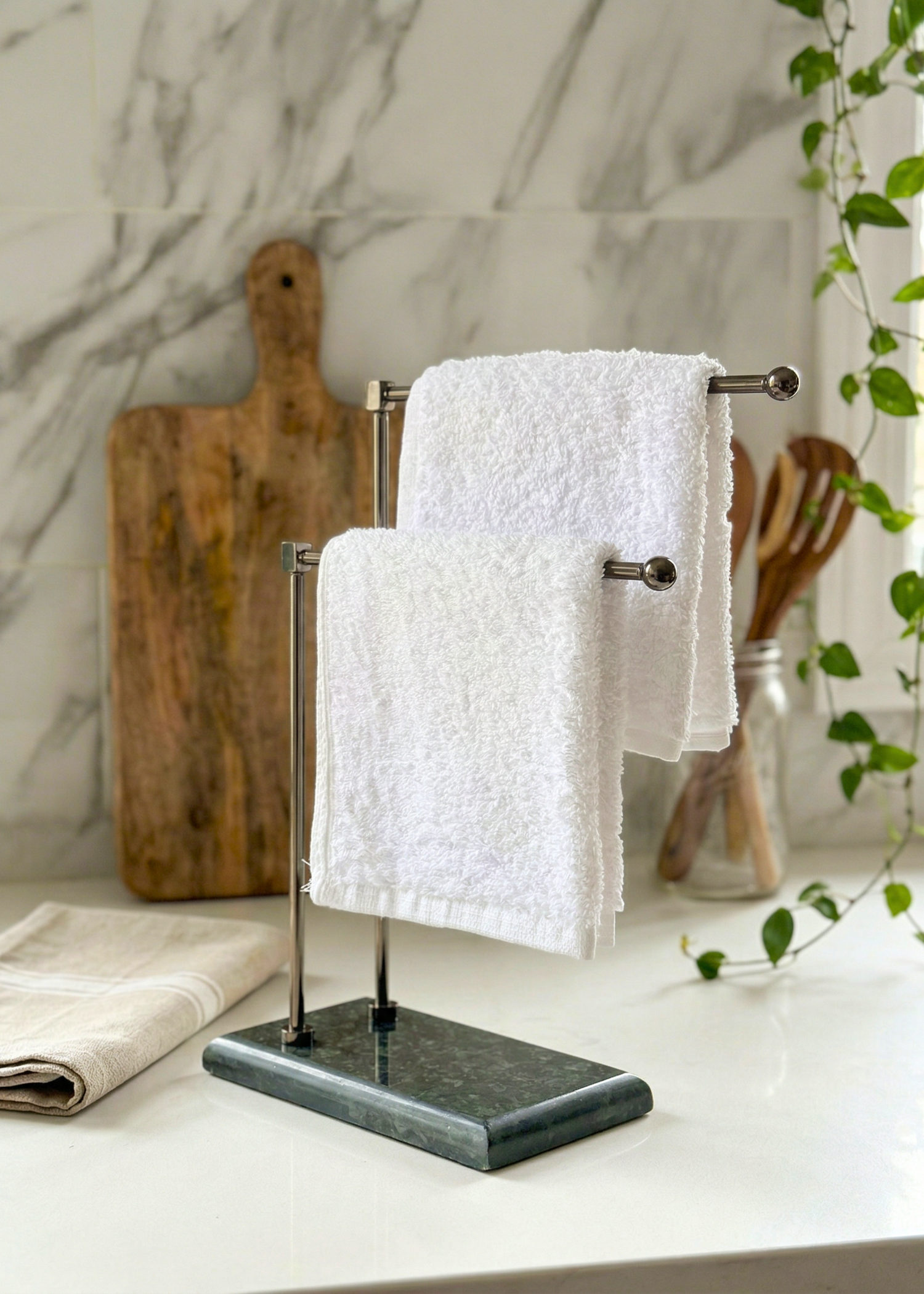 Melrose Hand Towel Stand - Black