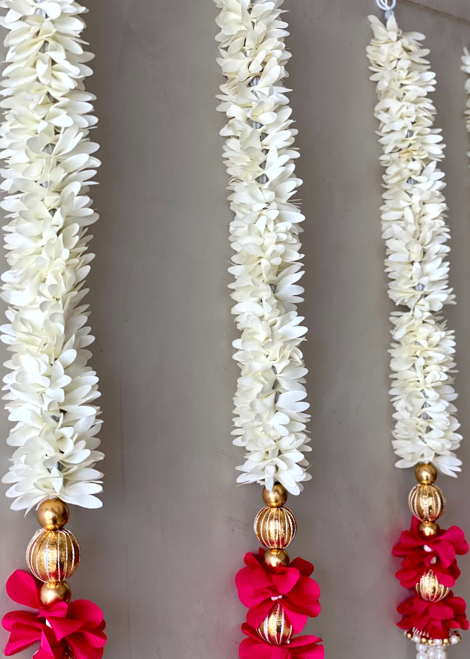 Festive Shahana Floral Latkan - Set of 6