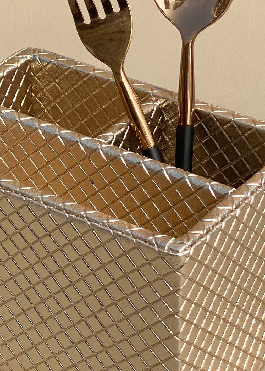 Braided Gold Cutlery Holder