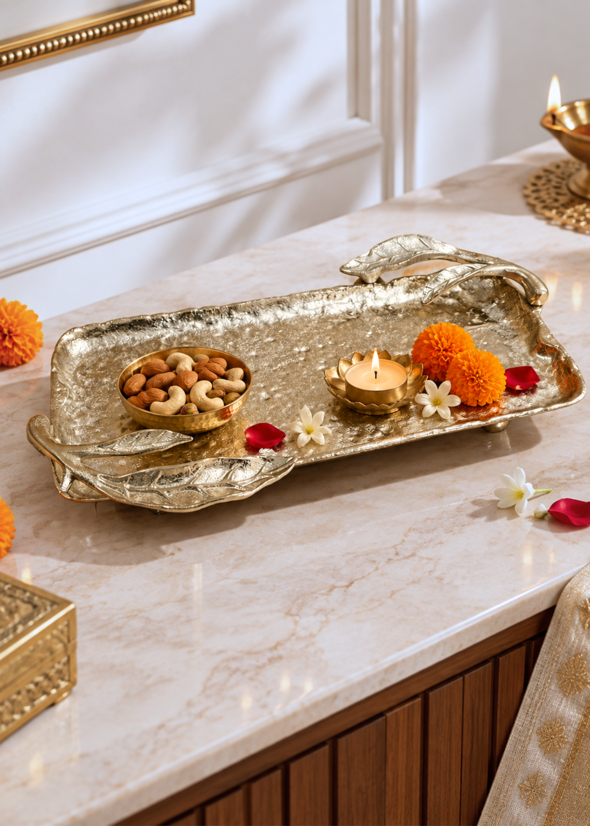Gilded Leaf Tray Gold