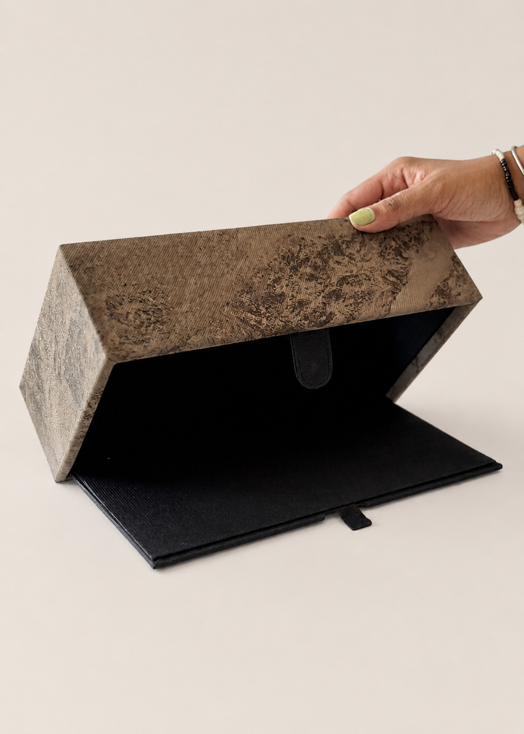 Indo Mocha Tissue Box