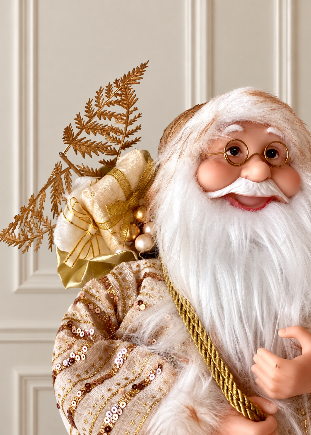 Christmas Jolly Santa Claus - 1.5 Feet (White)
