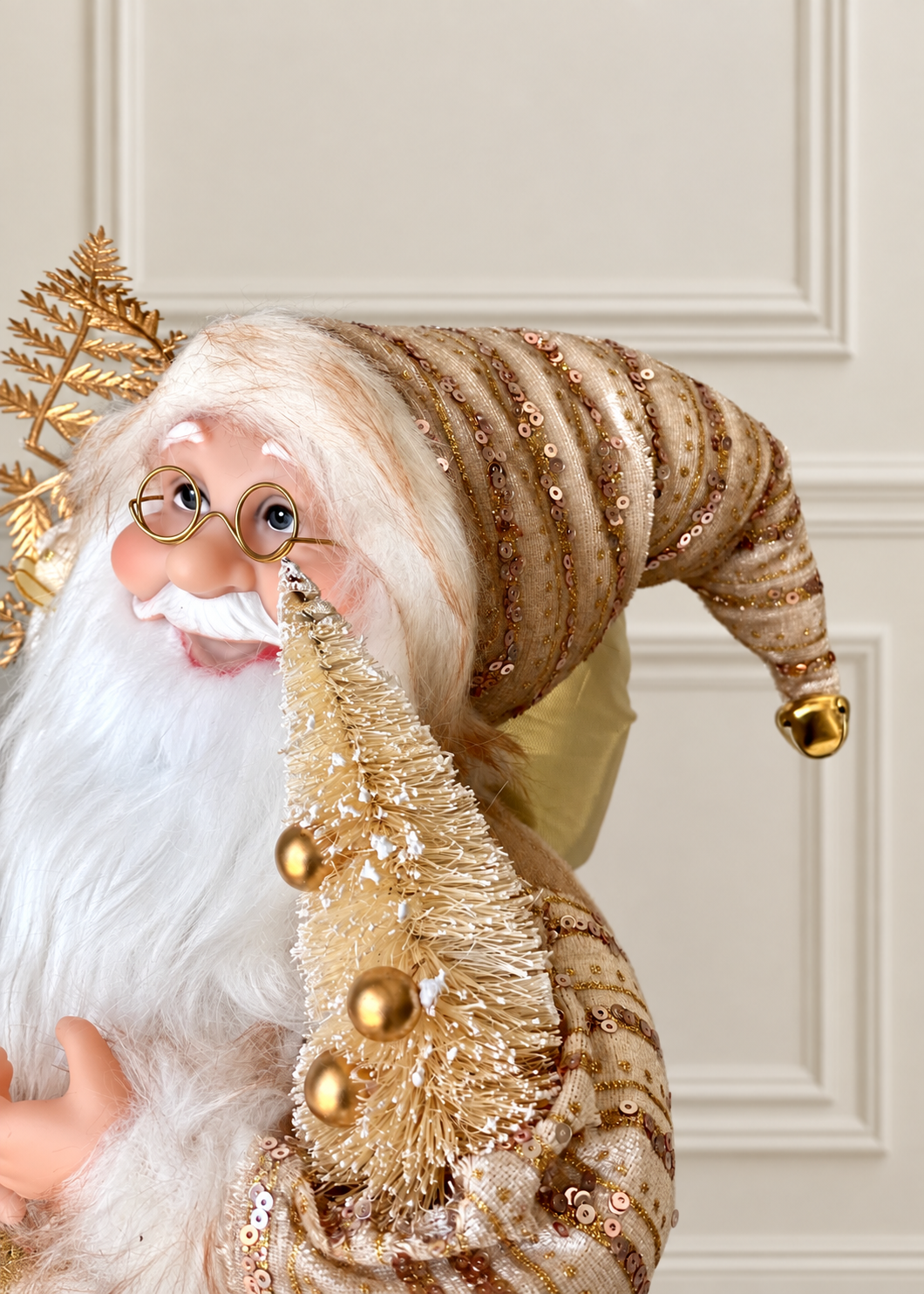 Christmas Jolly Santa Claus - 1.5 Feet (White)