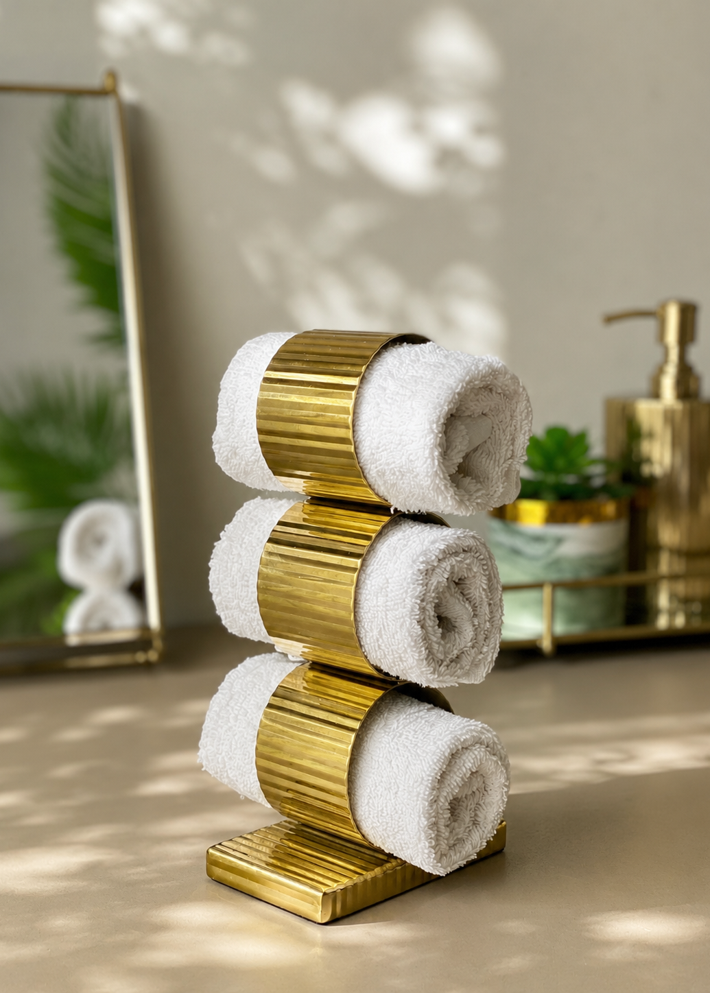 Safi Fluted Napkin Ring Holder - Gold