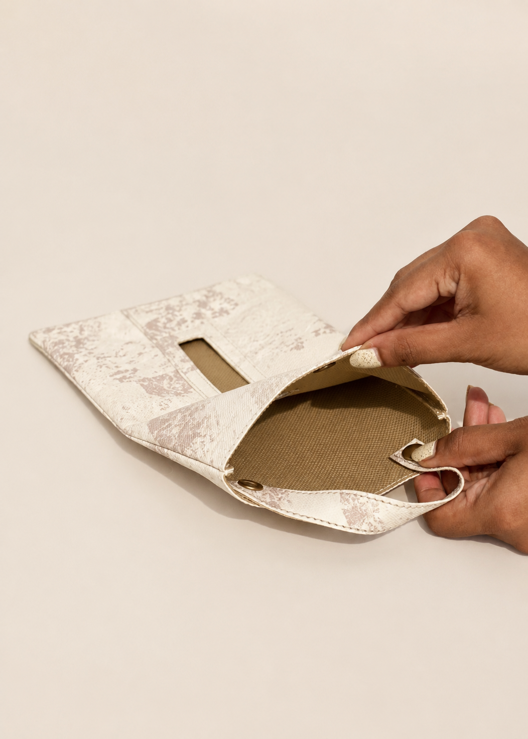 Indo Latte Tissue Cover