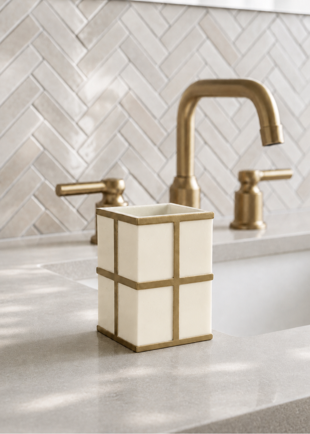 Axia Bathroom Tumbler - Ivory