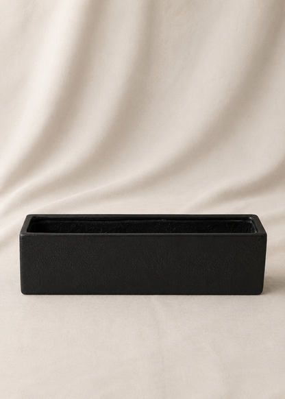 Kuro Horizon Planters - Black