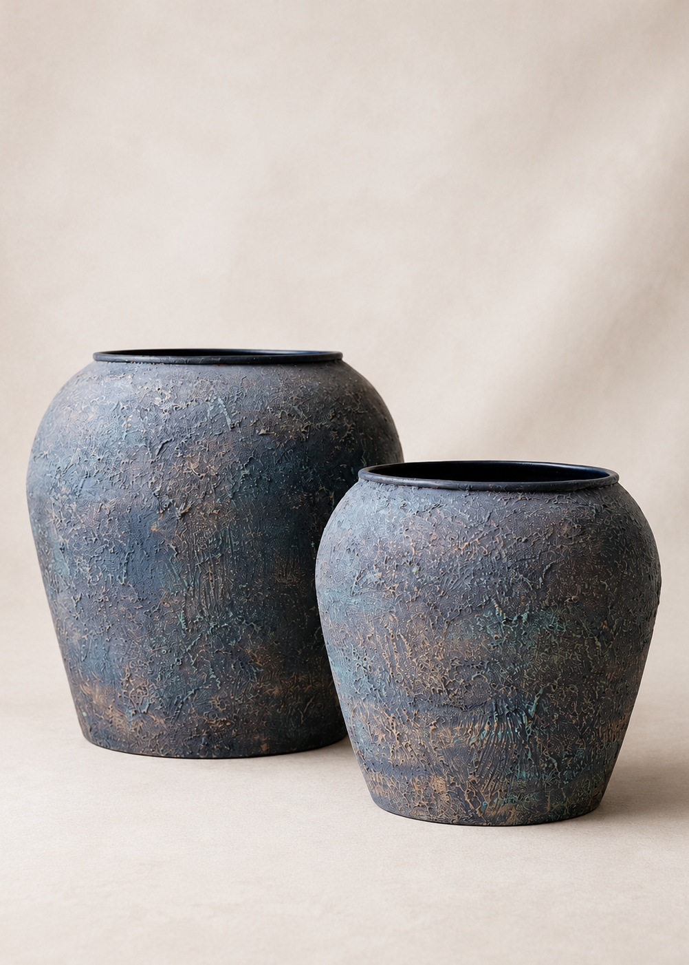 Mesa Planters - Rustic Ash Grey