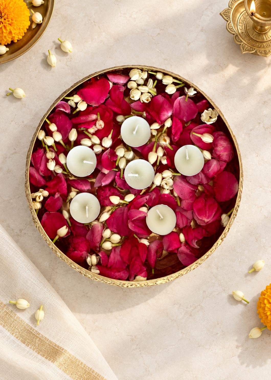 Noor Gold Urli - Medium