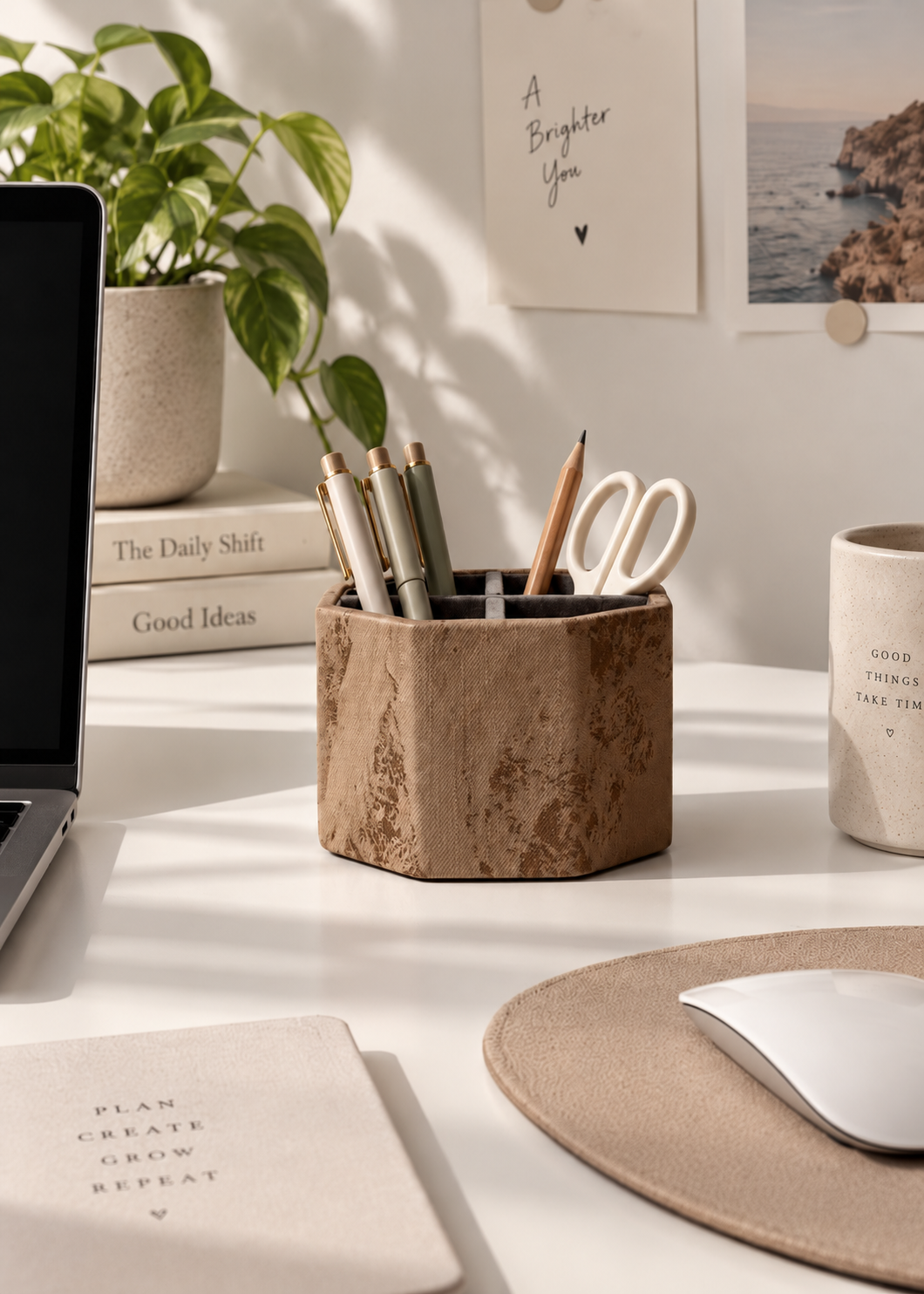 Zenith 4-Slot Pen Holder
