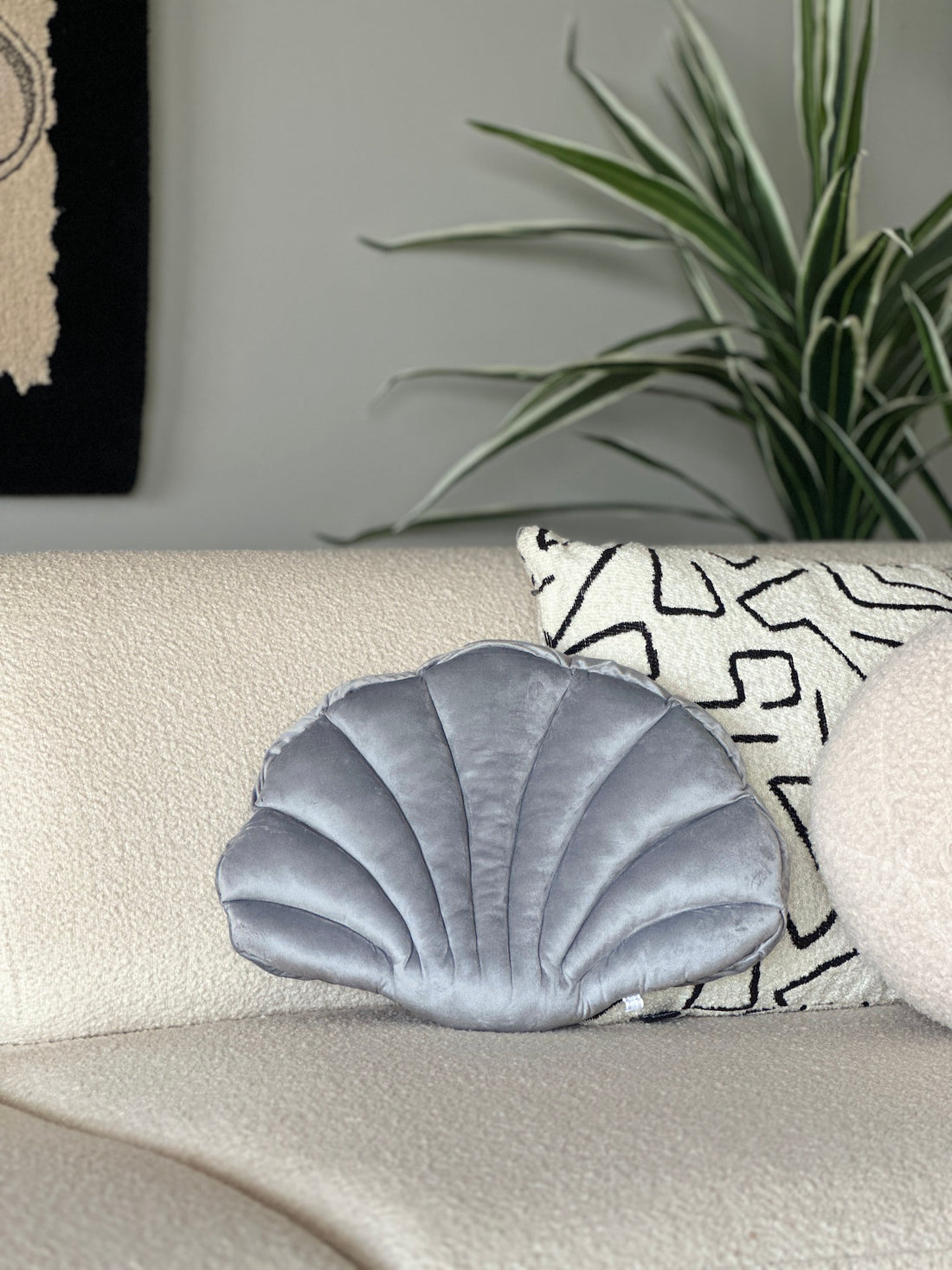 Shell Pillow - Grey