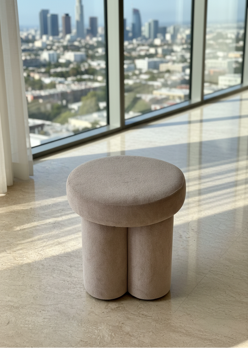 Derby Pouffe - Beige