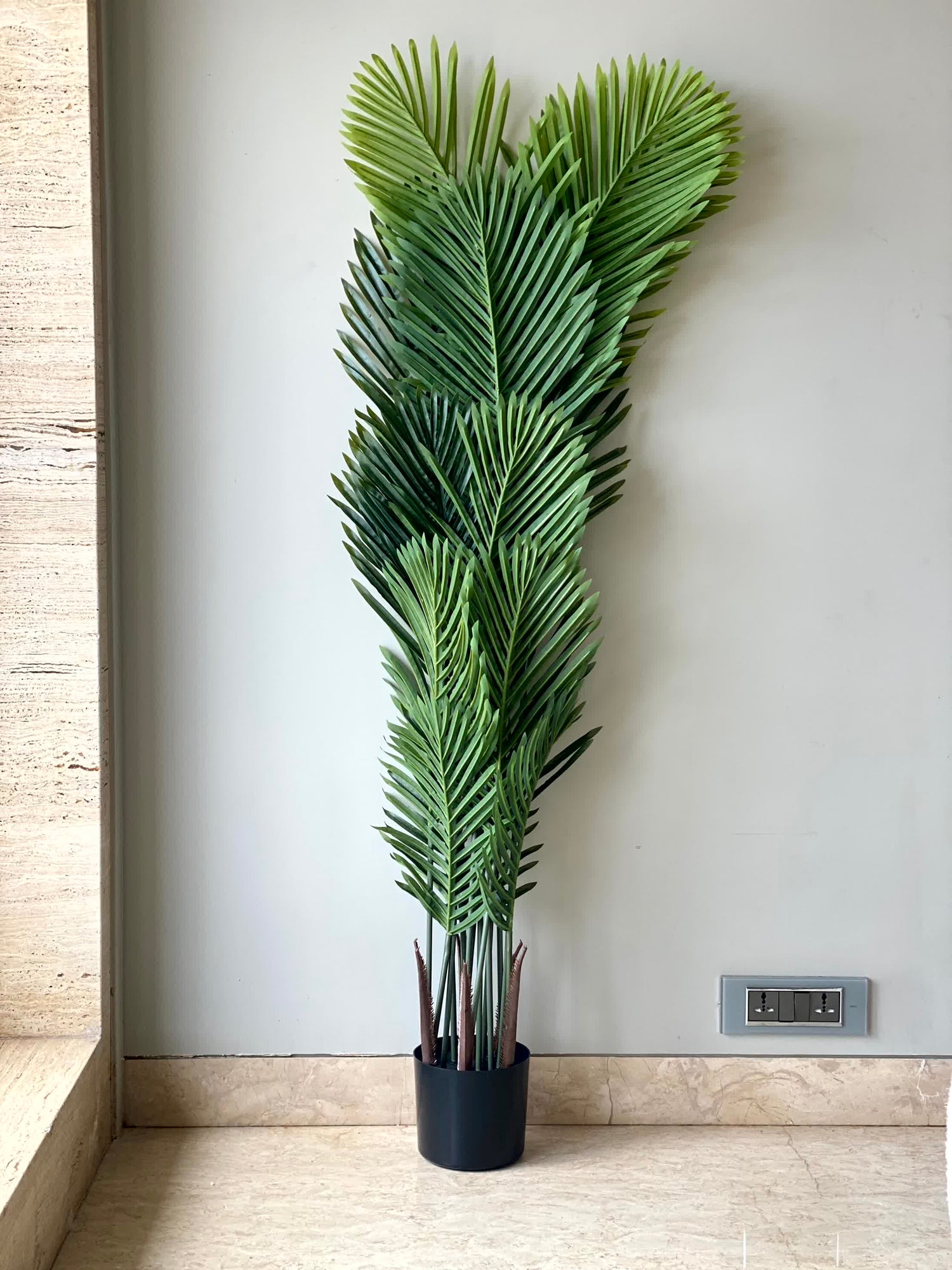 Artificial Lush Green Areca Palm - 5 Feet