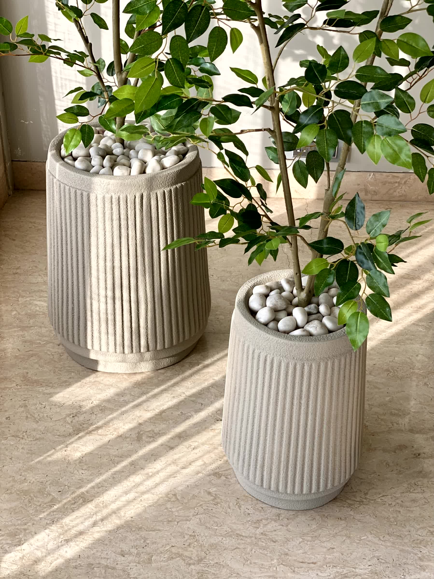 Hanover Beige Planter