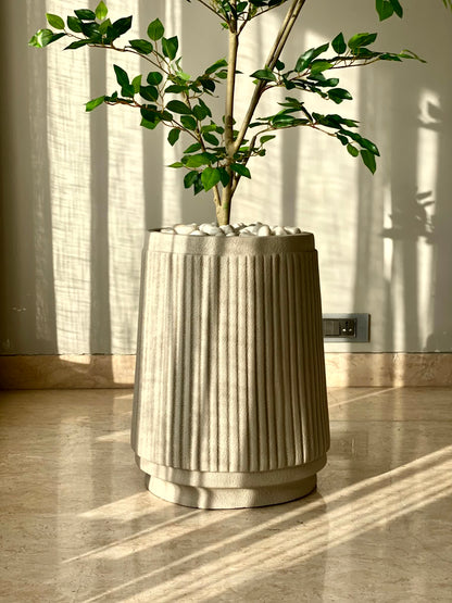 Hanover Beige Planter