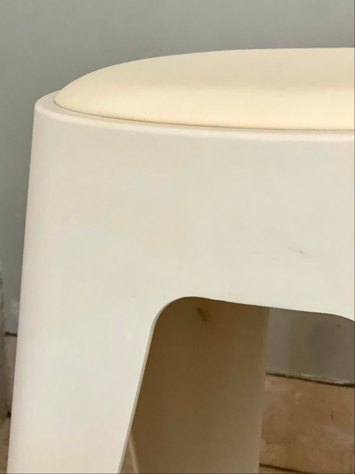 Varese Stool – Round White