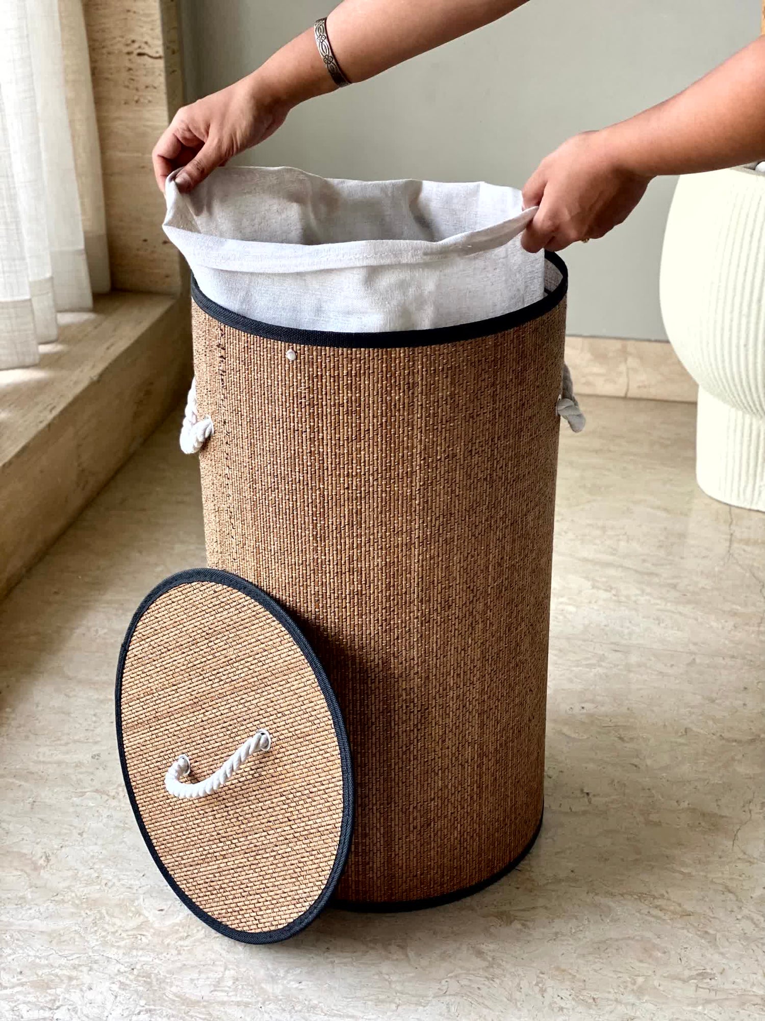 Savanna Laundry Basket - White &amp; Brown