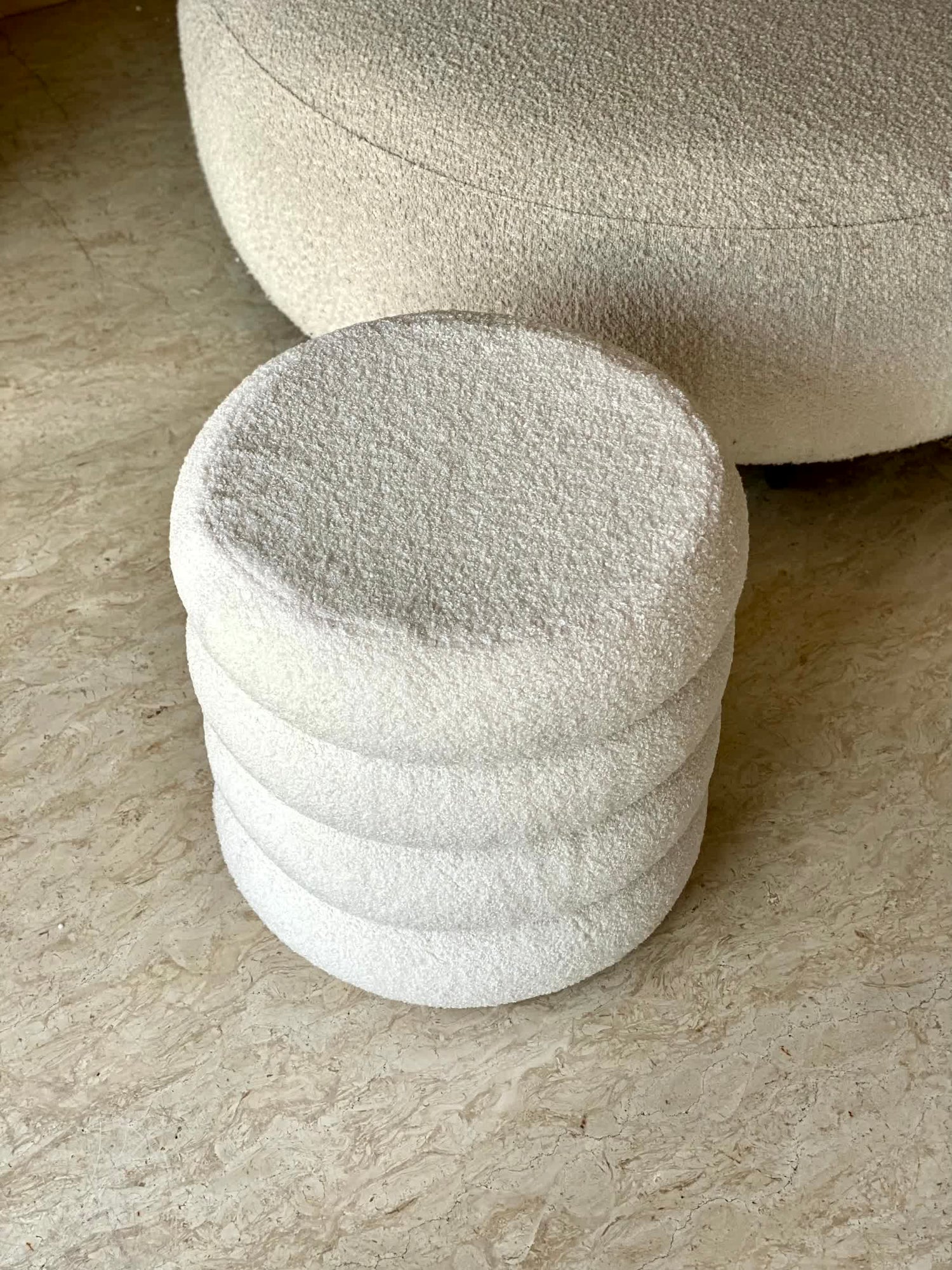 Vanilla Boucle Pouffe