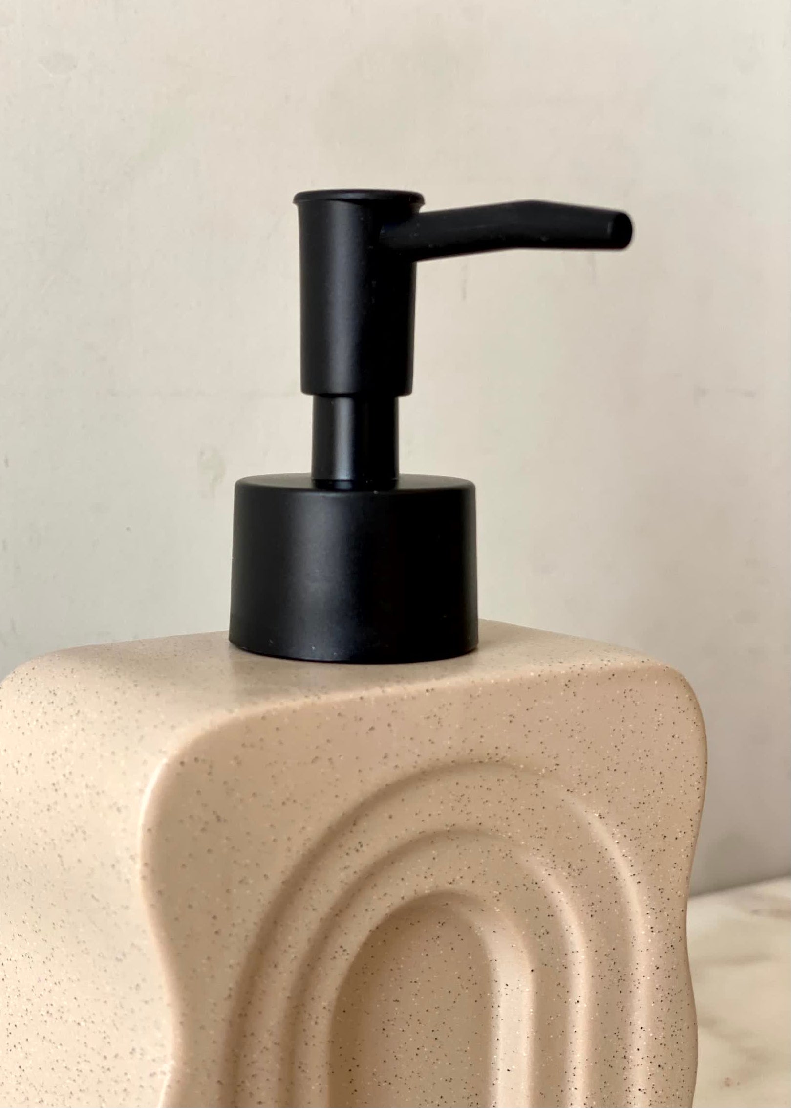 Arch Stone Dispenser - Beige