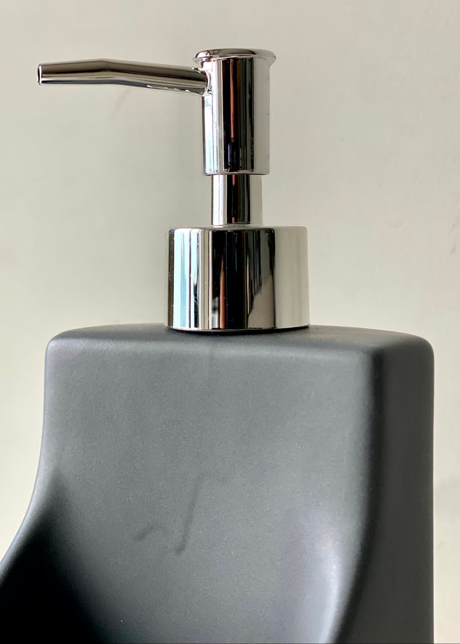 Dual Ash Bathroom Dispenser