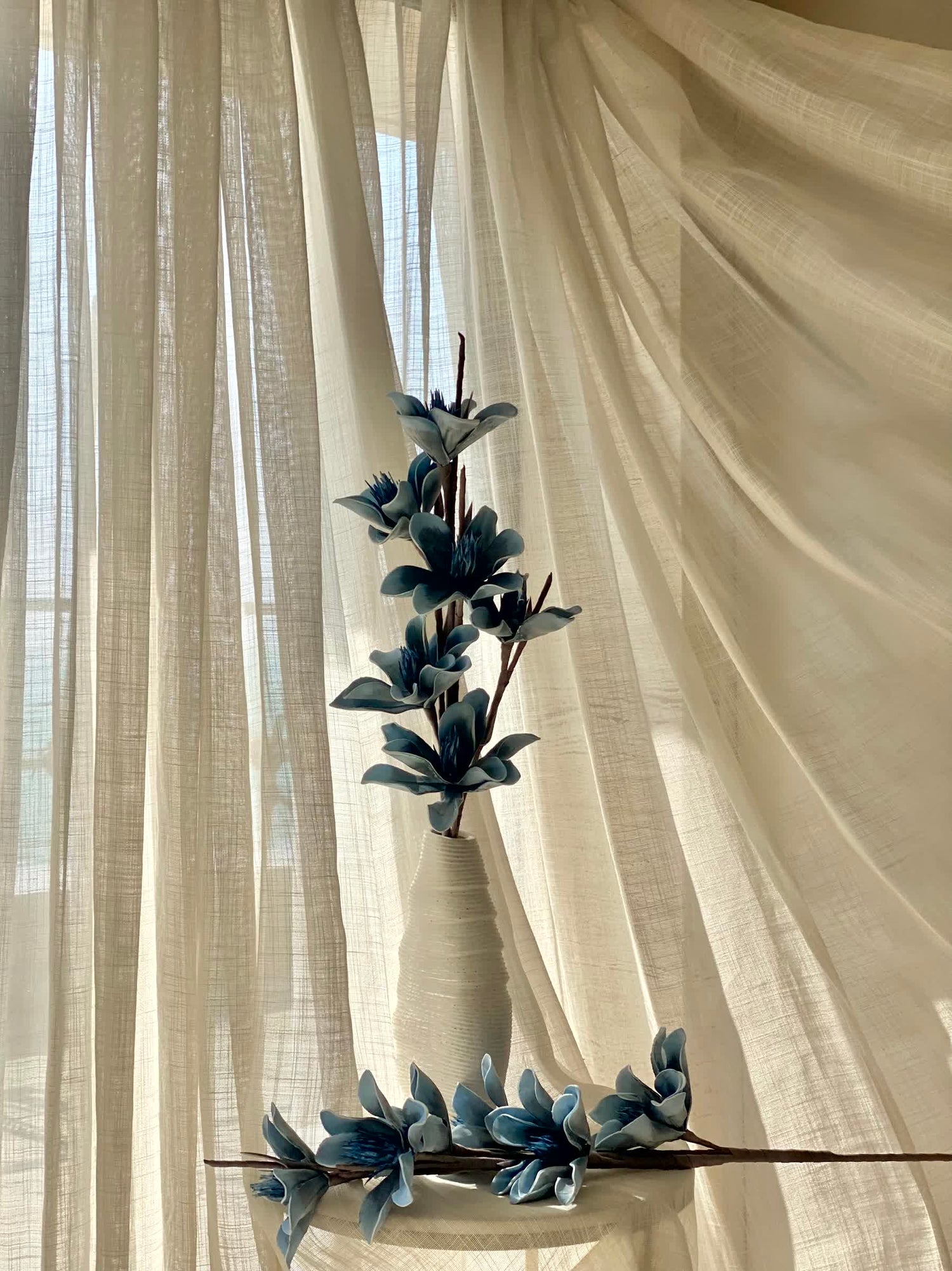 Artificial Lily Magnolia Flower Stem - Blue Ombre (One Stem)