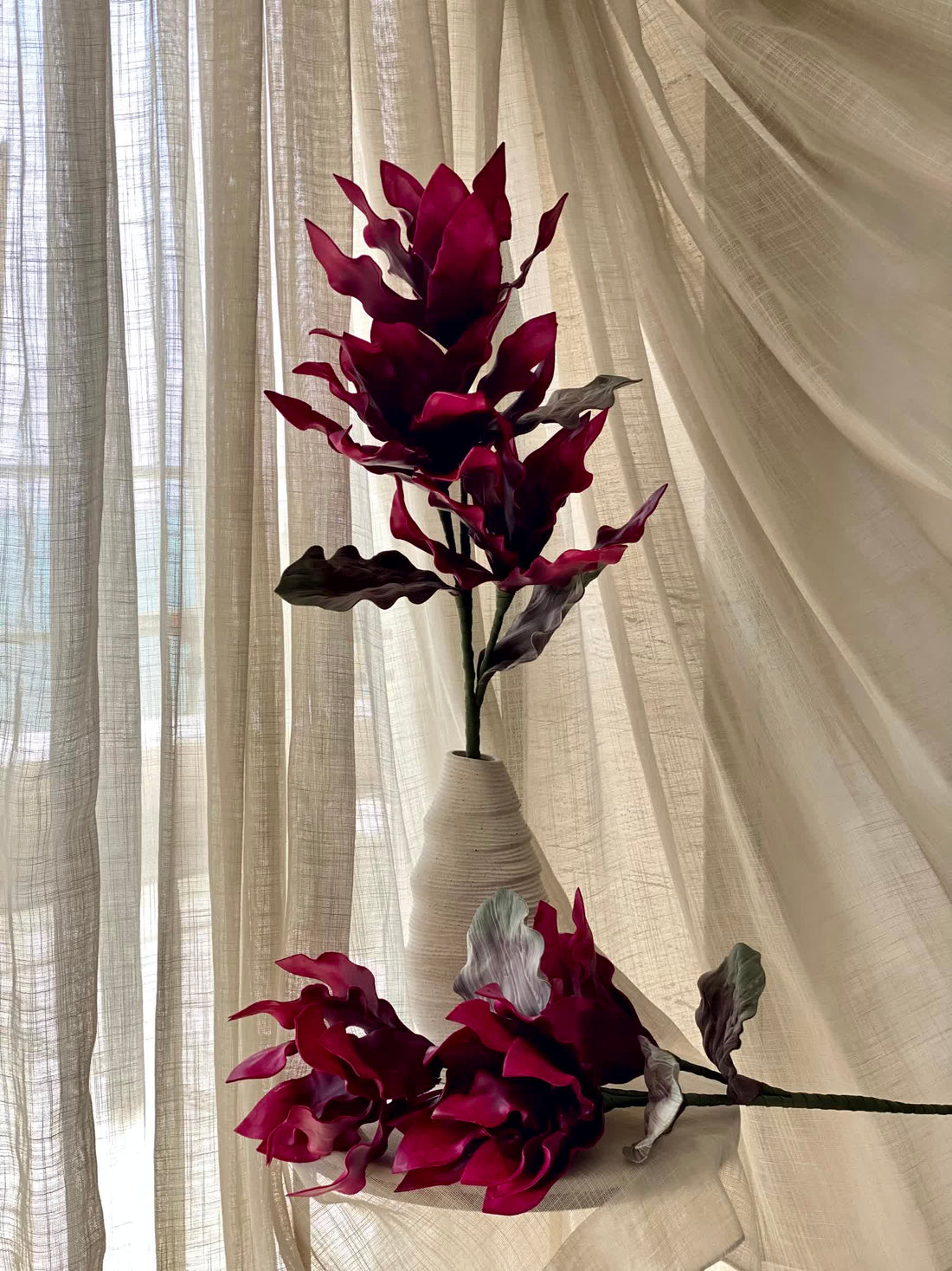 Artificial Magnolia Flower Stem - Magenta Ombre (One Stem)