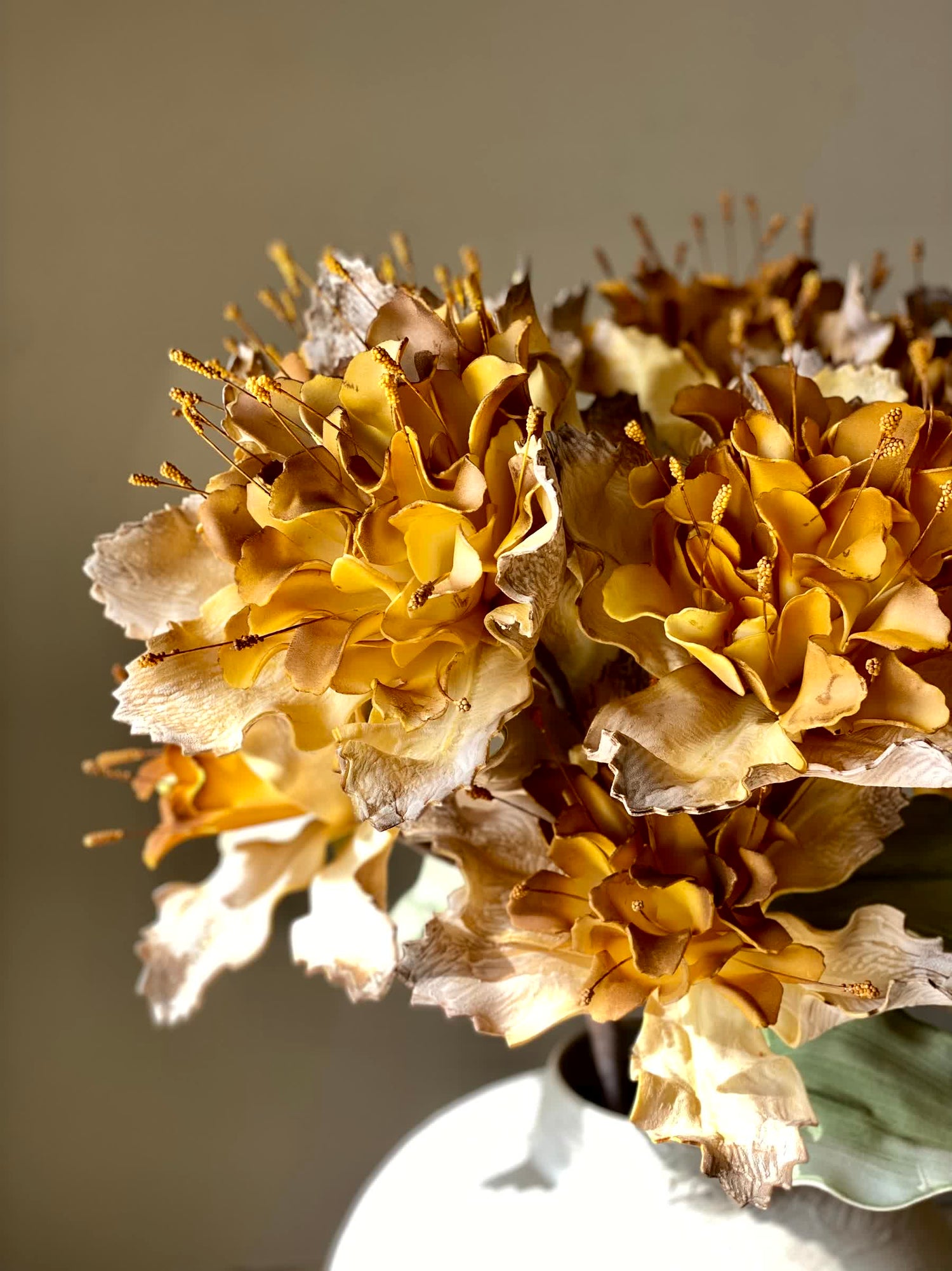Artificial Rose Bay Flower Stem - Amber Ombre (One Stem)