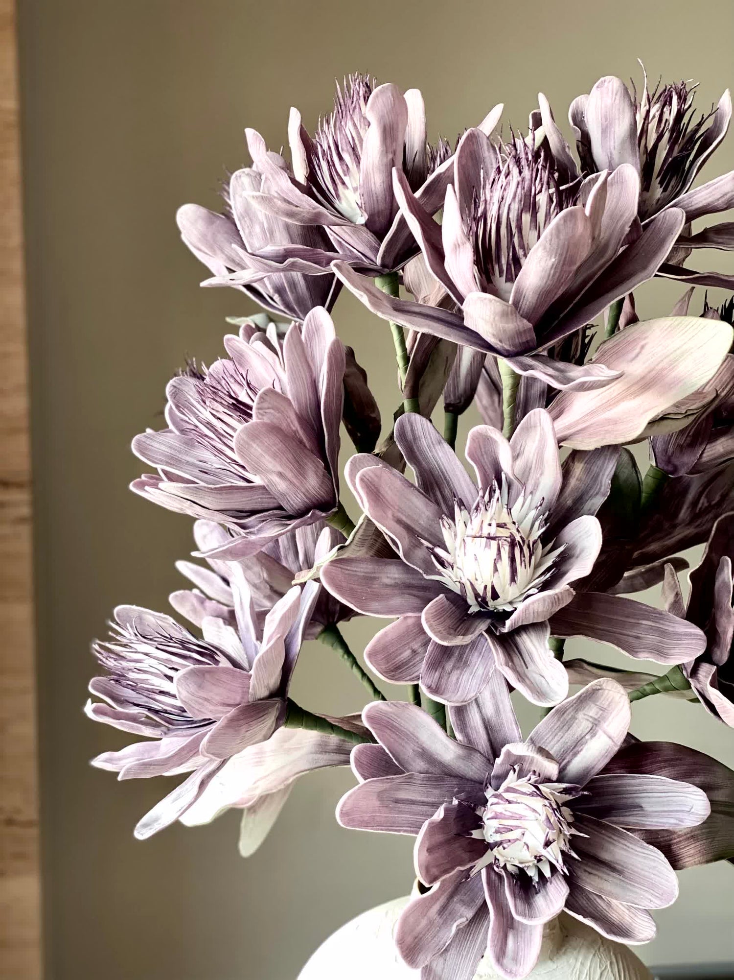 Artificial Corolla Flower Stem - Lavender Ombre (One Stem)