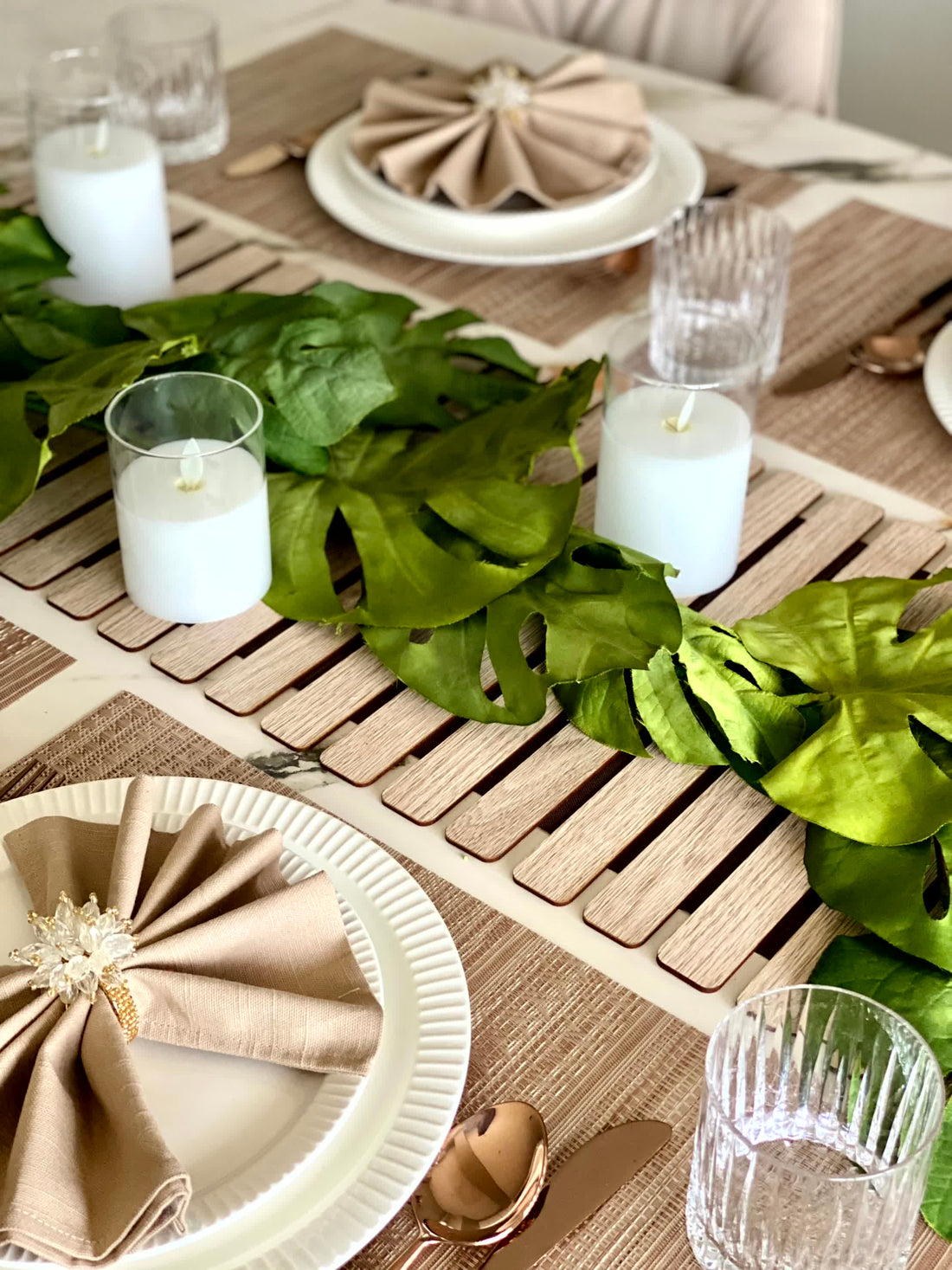 Monstera Greenery Galore