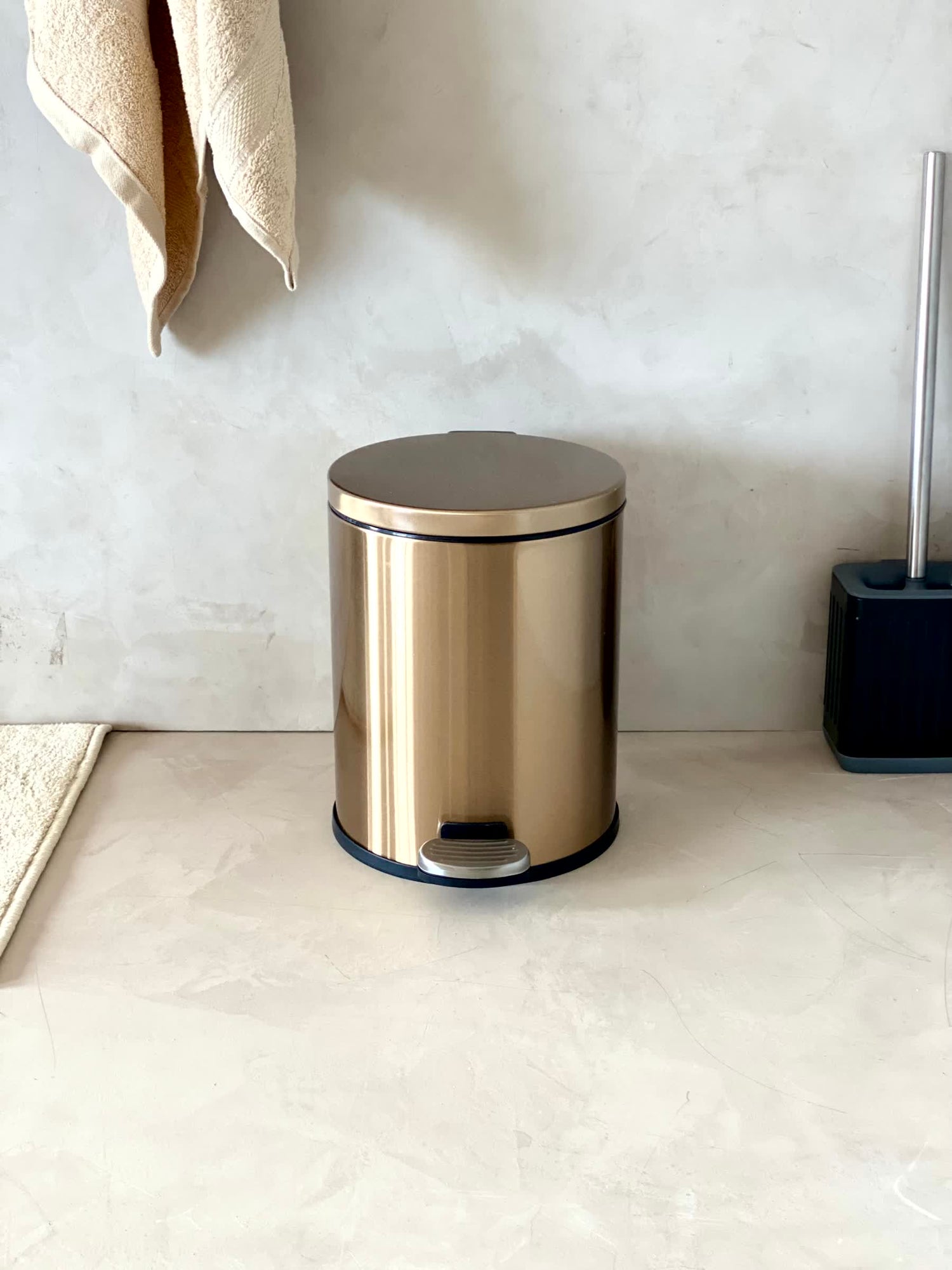 Helix Gold Dustbin - 6L