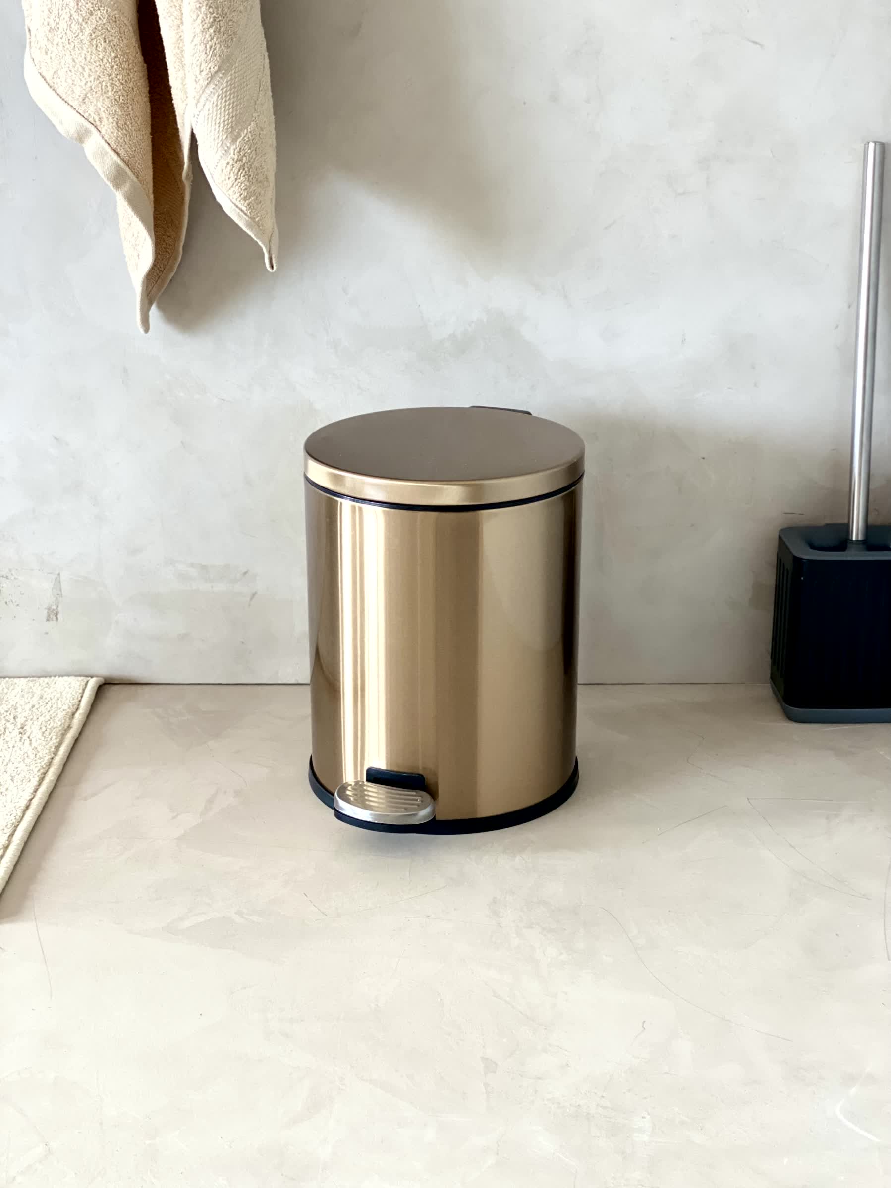 Helix Gold Dustbin - 6L